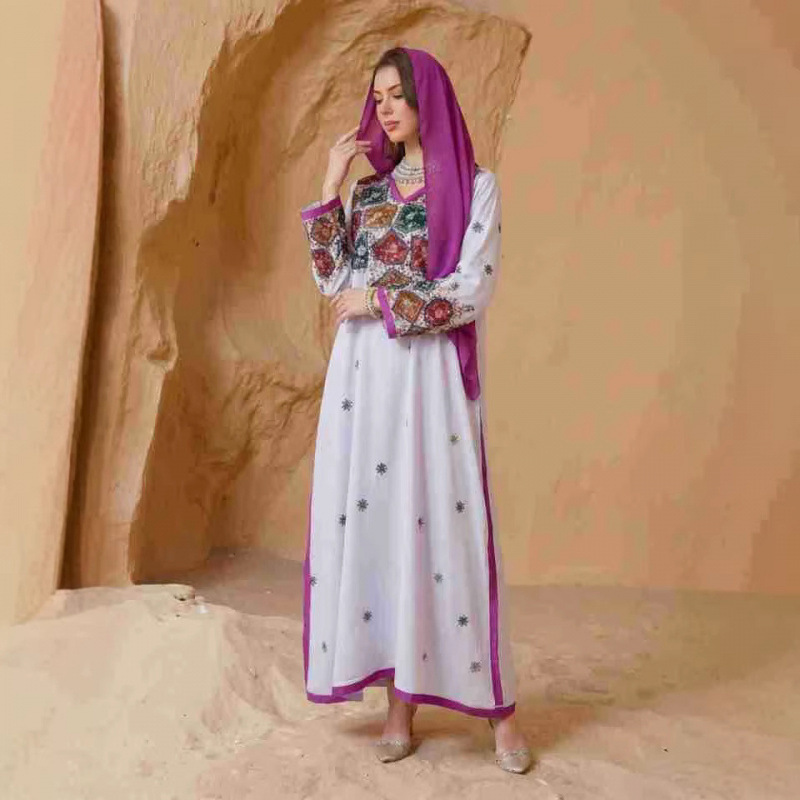 ชุดคลุมยาวปักลายสำหรับผู้หญิง  - Winter Clothing Dubai บทวิจารณ์และราคา