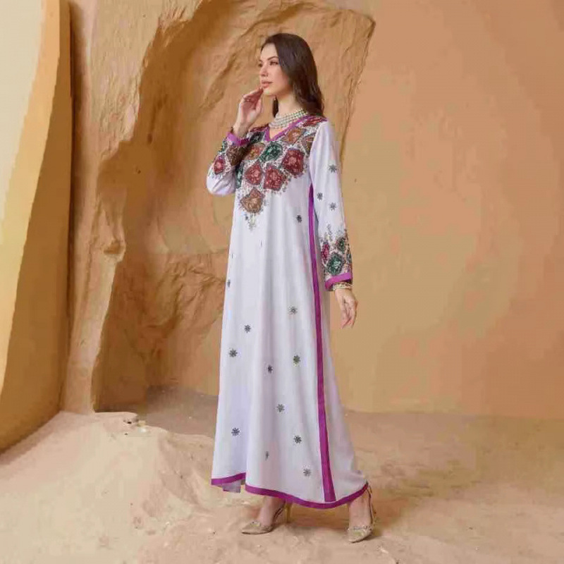 ชุดคลุมยาวปักลายสำหรับผู้หญิง  - Winter Clothing Dubai บทวิจารณ์และราคา